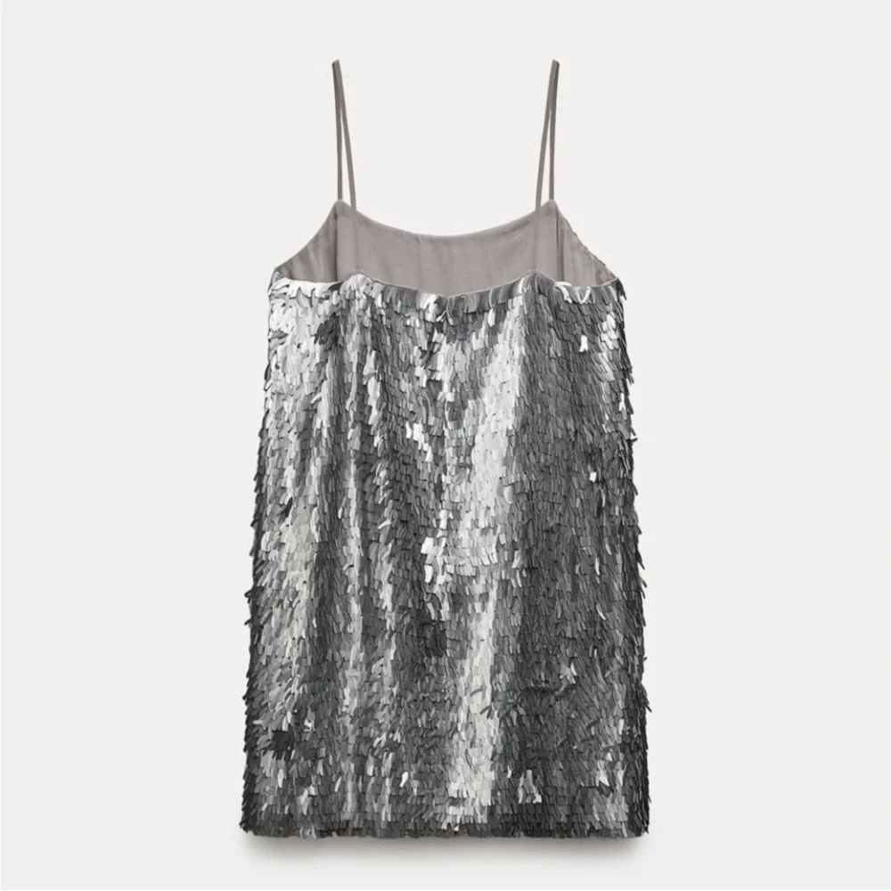M & L. SHORT DRESS WITH SEQUINS - Picture 10 of 14